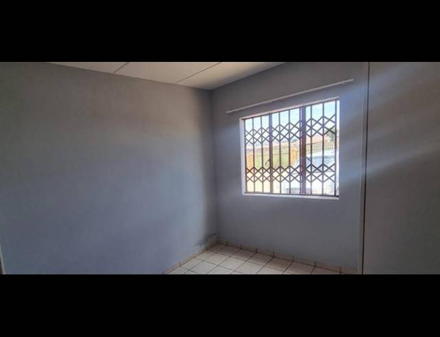 2 BEDROOM DUPLEX FOR SALE IN DAWN PARK EXT
